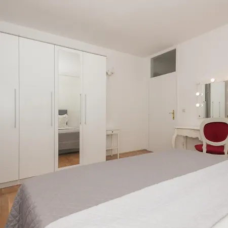 Apartments Bose Makarska Exterior photo